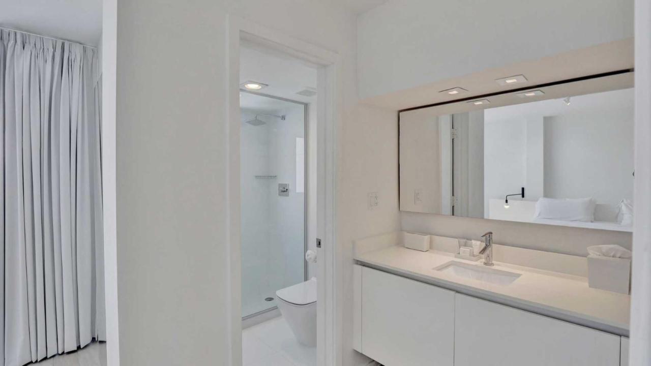 Beach Haus Key Biscayne Contemporary Apartments Exterior foto