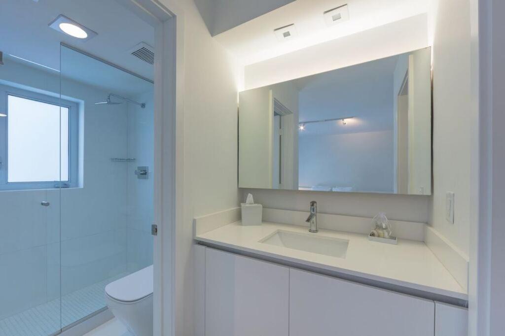 Beach Haus Key Biscayne Contemporary Apartments Exterior foto