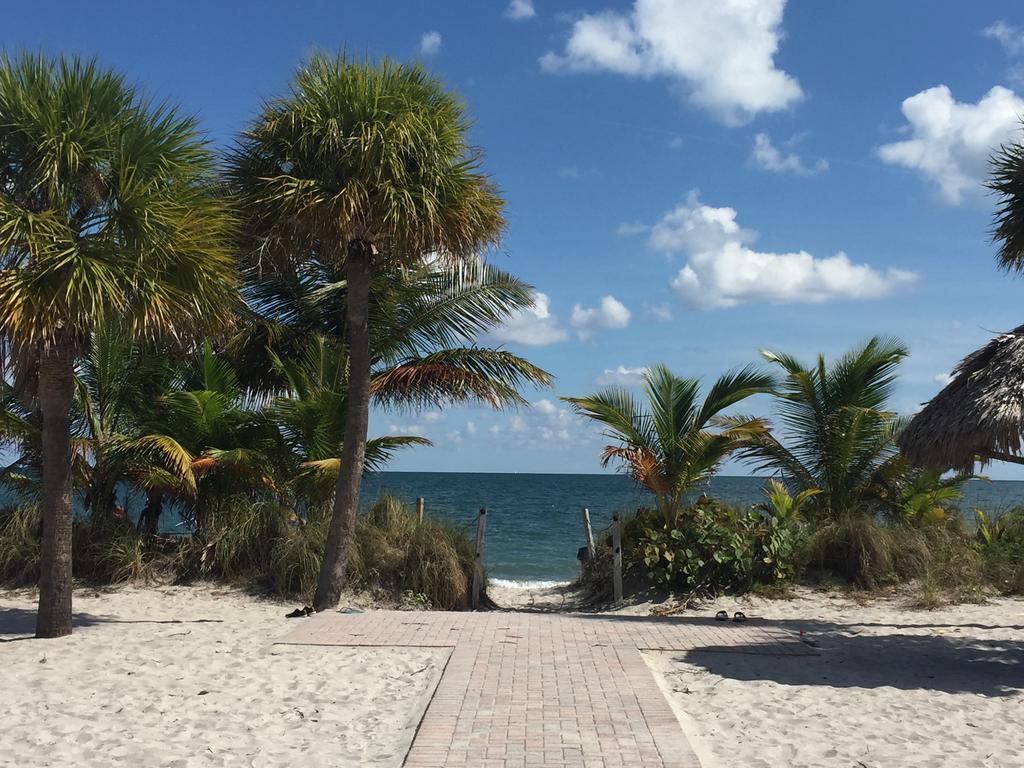 Beach Haus Key Biscayne Contemporary Apartments Exterior foto
